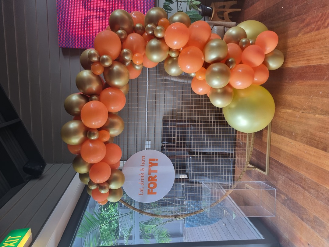 Balloon Garland, frame and custom print board package image 0